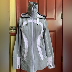 Lululemon Athletica light jacket size 6